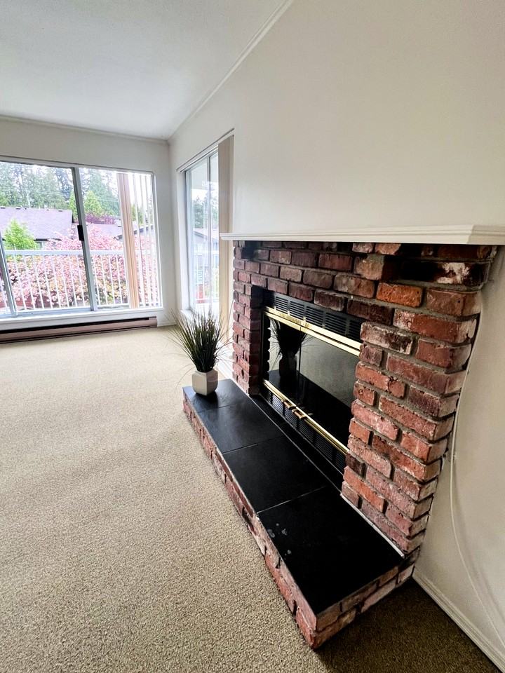 1001 Ridgeway Ave - Photo 4 of 12