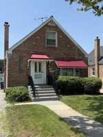 featured image of 8808 S California Ave