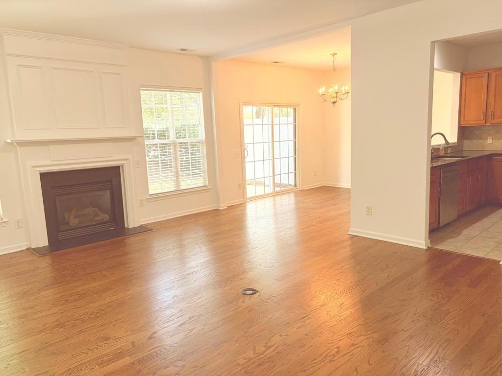 9002 Bishop Crest Ln - Photo 3 of 19