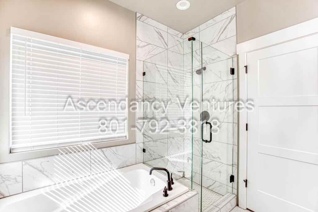 1177 N 640 E - Photo 6 of 16