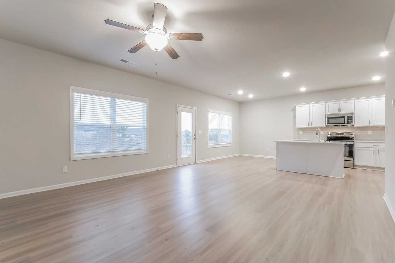 3346 SE Lilac Creek Trail - Photo 7 of 29