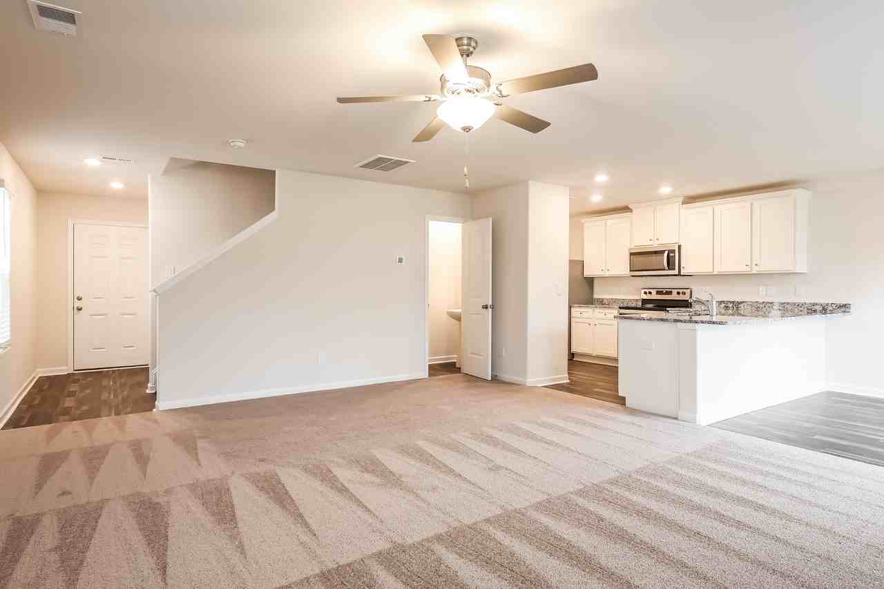 6025 Mason Tucker Dr - Photo 3 of 19