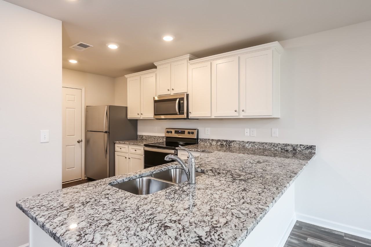 6025 Mason Tucker Dr - Photo 6 of 19