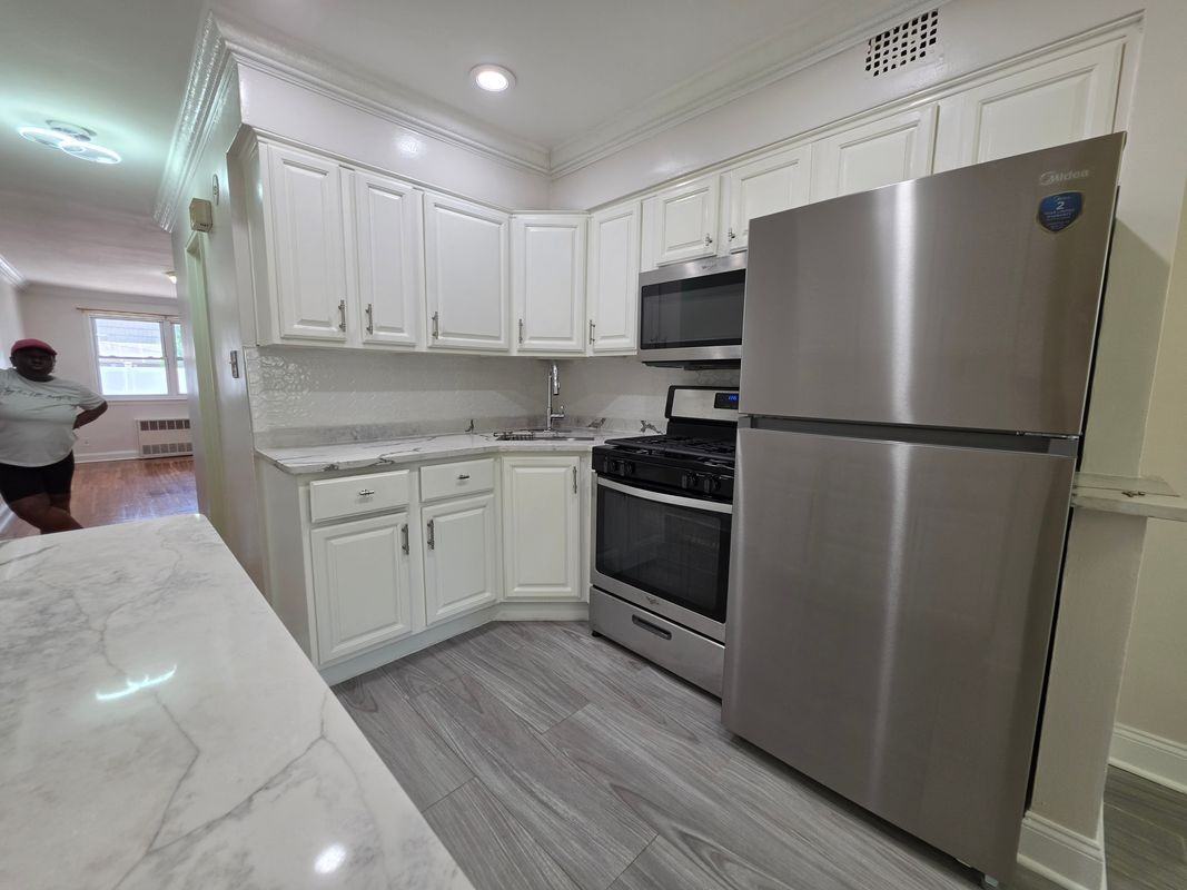 2052 E 60th St ##Unit