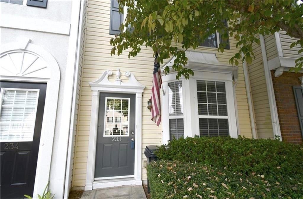 233 Buckland Dr