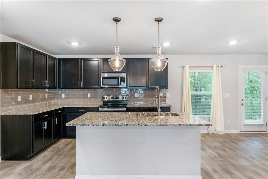 6426 Beaver Creek Trl - Photo 3 of 14