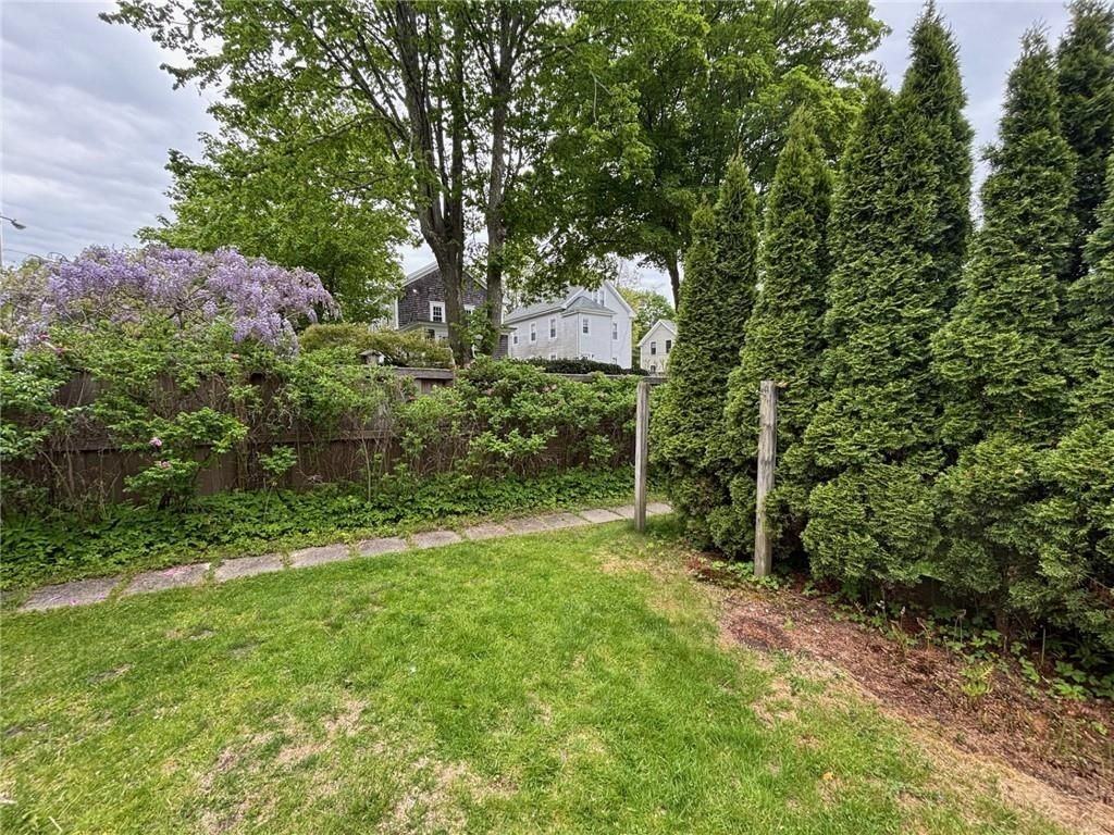 51 Lee Ave ##1 - Photo 2 of 11