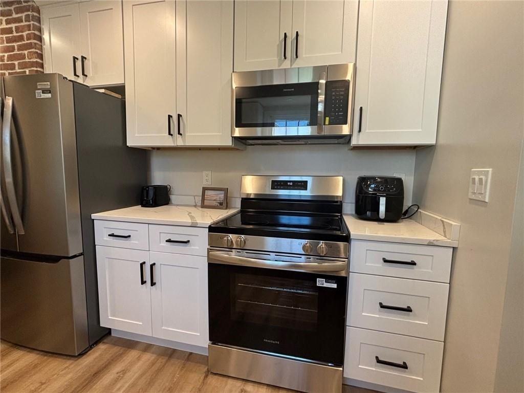 51 Lee Ave ##1 - Photo 3 of 11