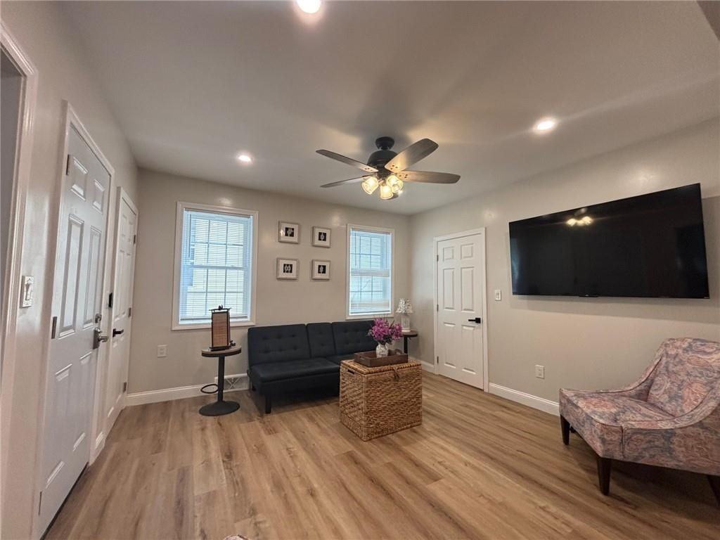51 Lee Ave ##1 - Photo 6 of 11