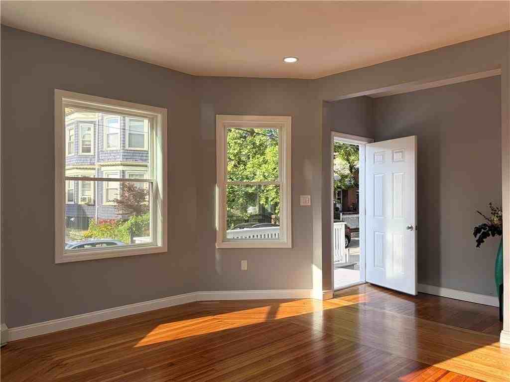 98 Whitmarsh St ##1