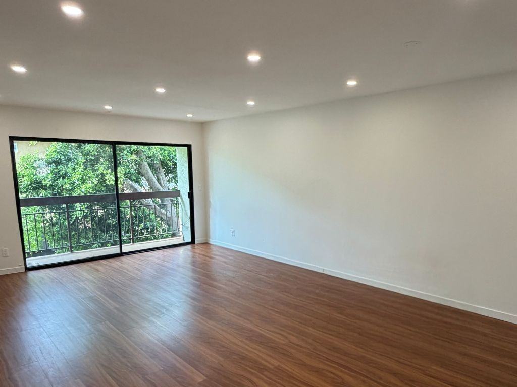 5227 Eagle Dale Ave ##4 - Photo 5 of 10