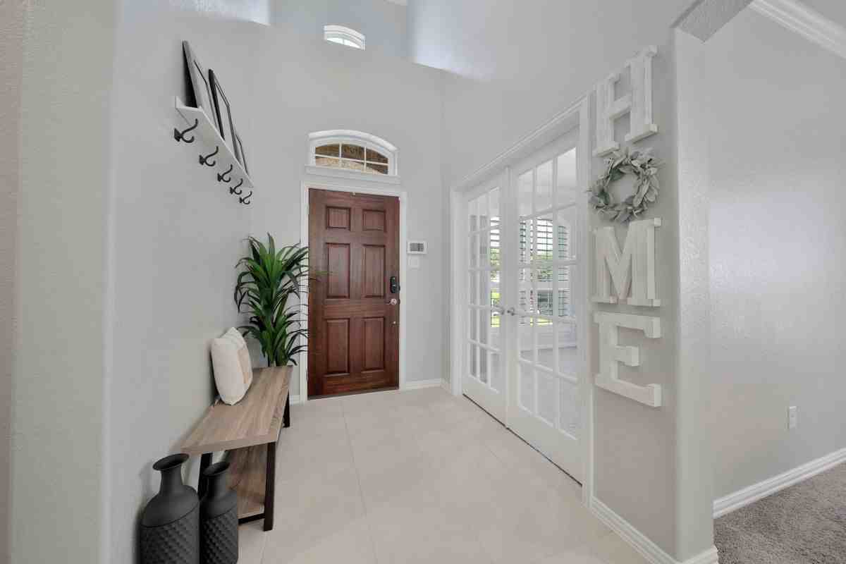 26028 Hasting Ridge Ln - Photo 2 of 47