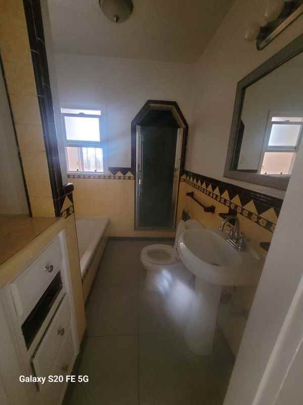 4168 Garthwaite Ave - Photo 5 of 8