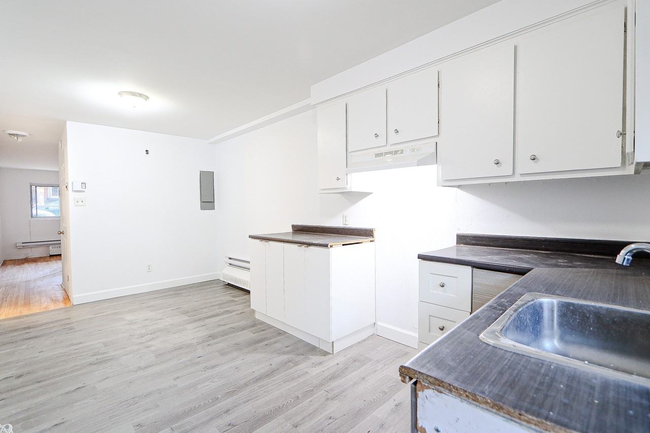 6400 Rue Villeneuve #1 - Photo 2 of 15