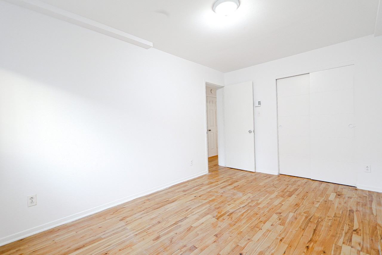 6400 Rue Villeneuve #1 - Photo 7 of 15