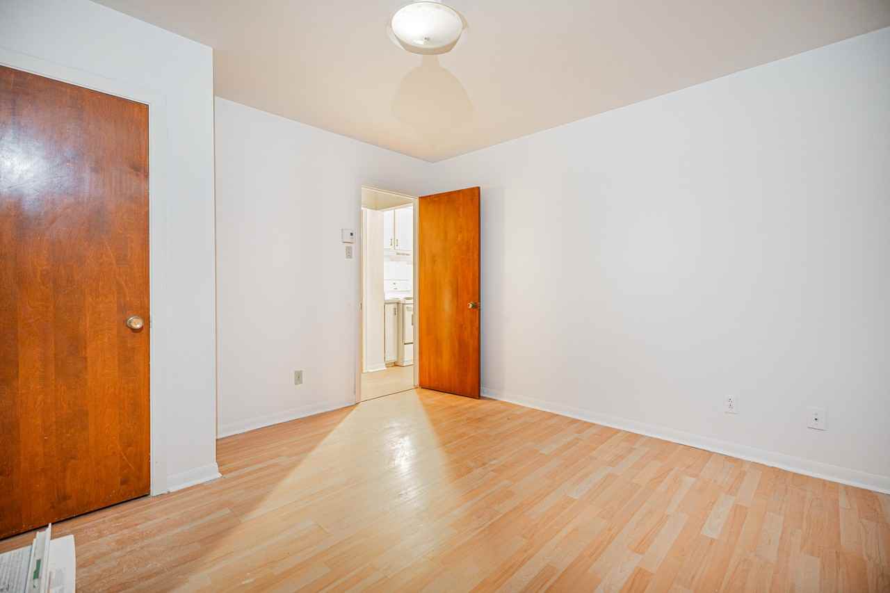 72 Rue de la Visitation #4 - Photo 5 of 7