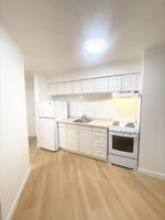 featured image of 2228 Franklin St #315