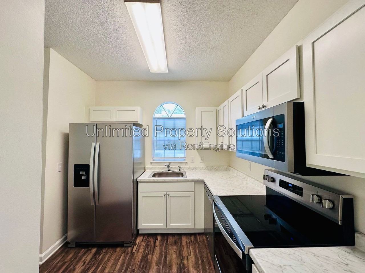 733 Bragg Dr #C - Photo 4 of 19