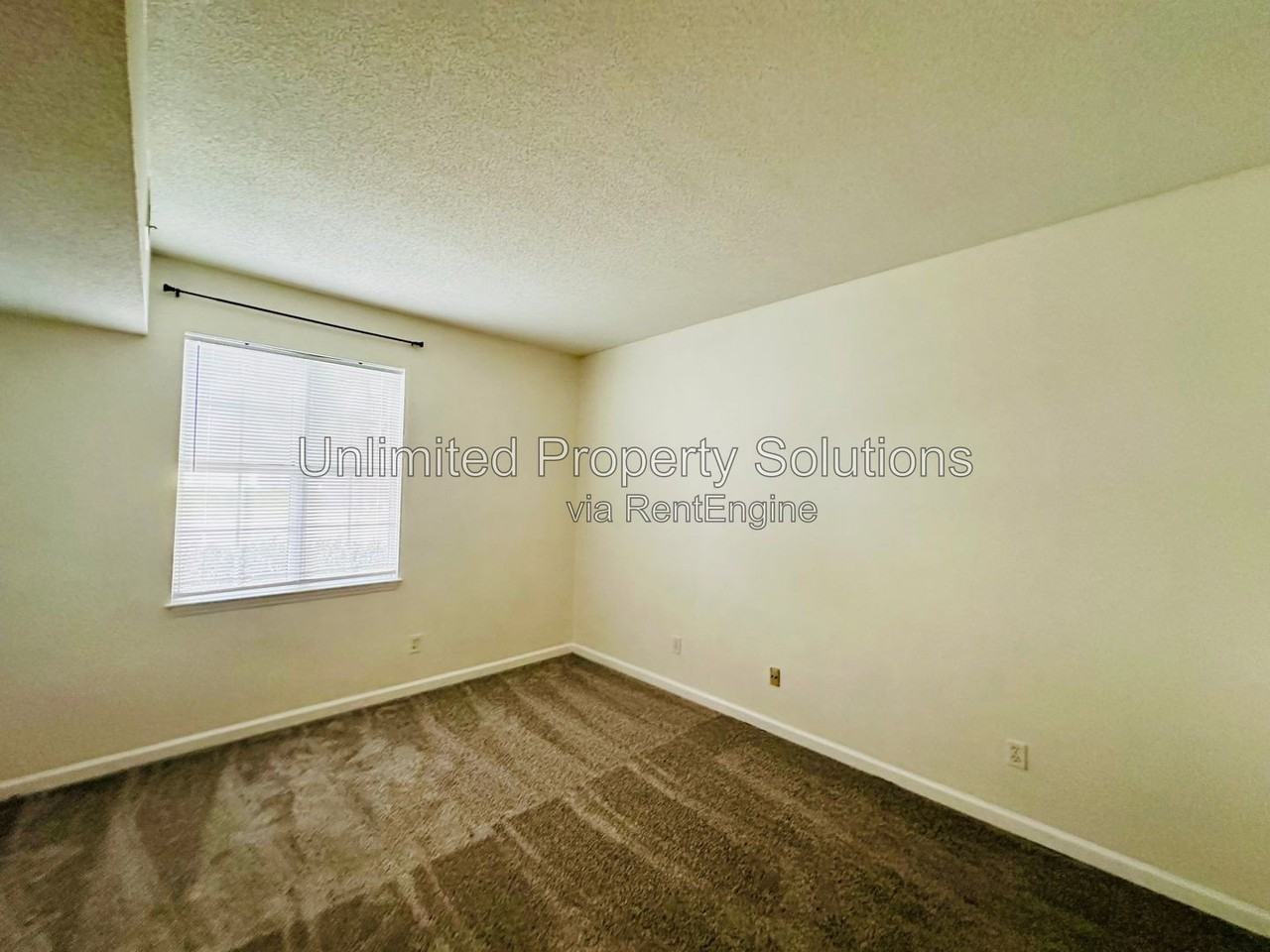 733 Bragg Dr #C - Photo 7 of 19