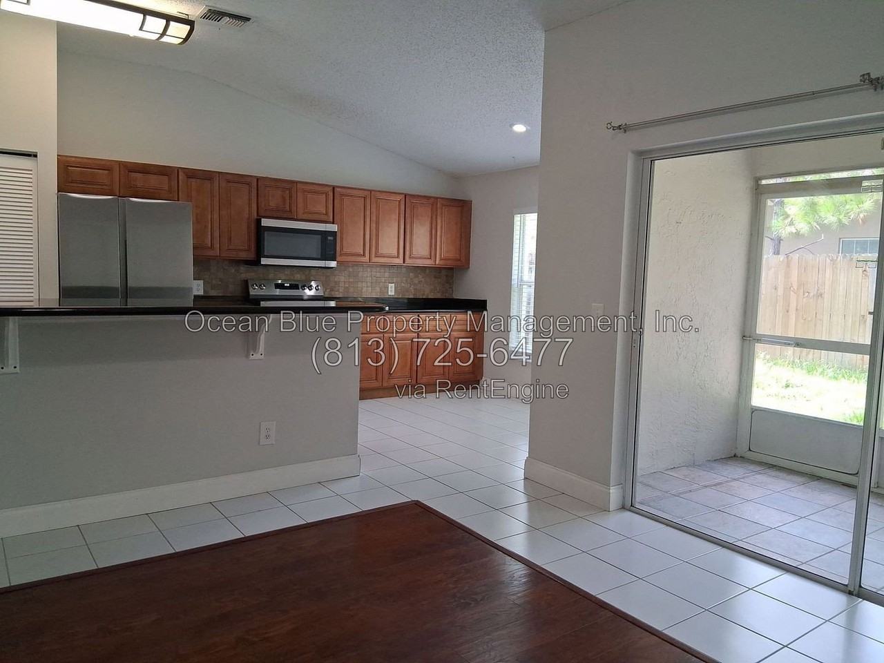 13548 Bellingham Dr - Photo 3 of 22