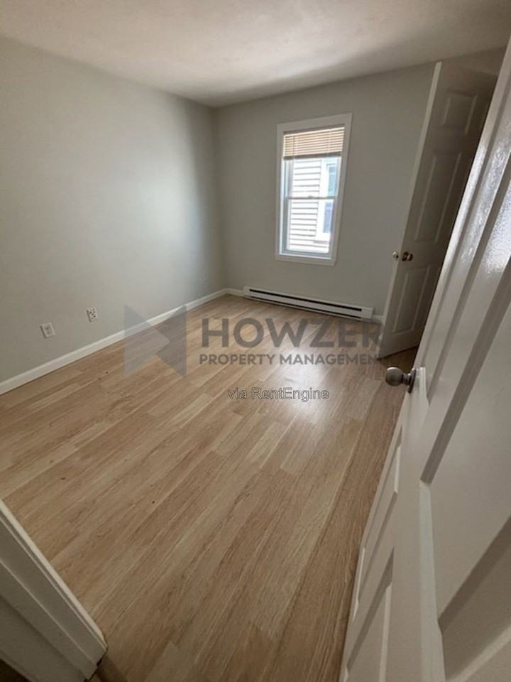 1029 Iyannough Rd #1D - Photo 7 of 7