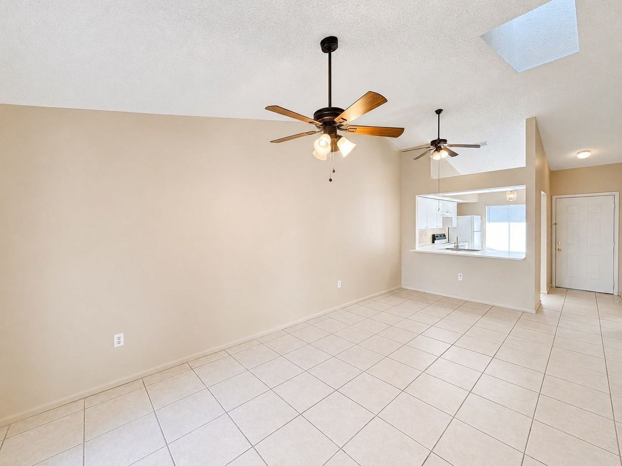 2910 Western Willow Ter - Photo 4 of 23
