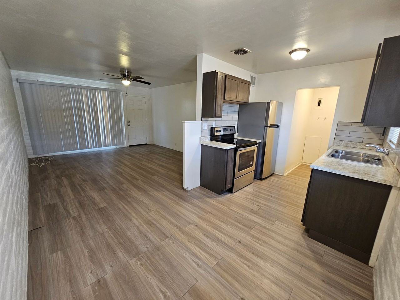 3019 E Alta Vista St - Photo 4 of 11