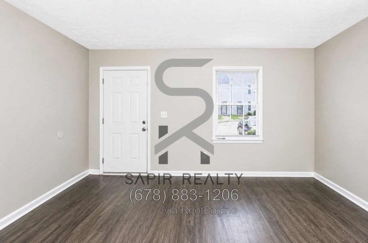 2642 Evans Mill Dr - Photo 4 of 15