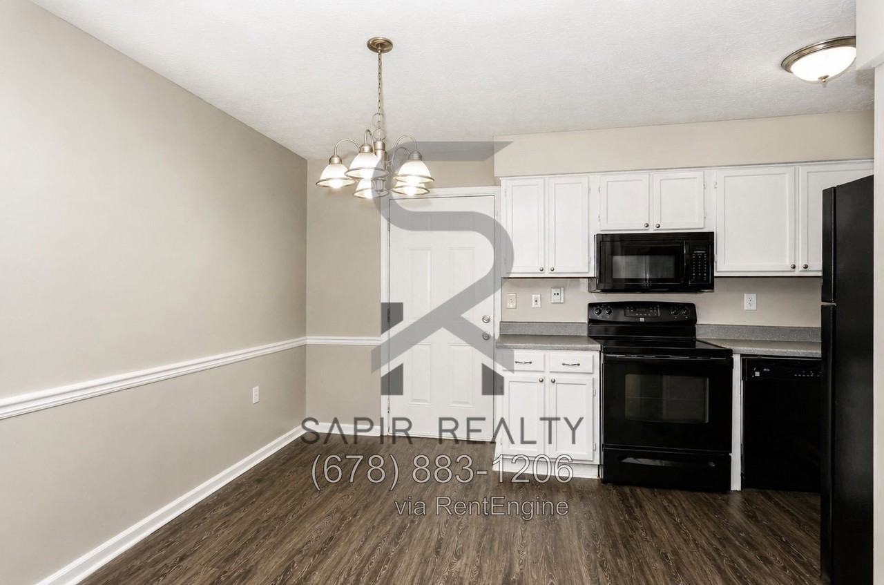 2642 Evans Mill Dr - Photo 5 of 15