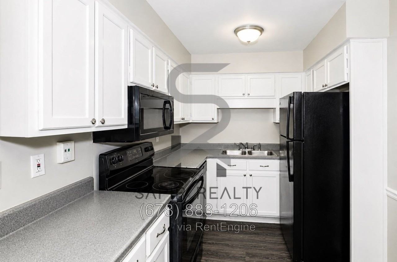 2642 Evans Mill Dr - Photo 6 of 15