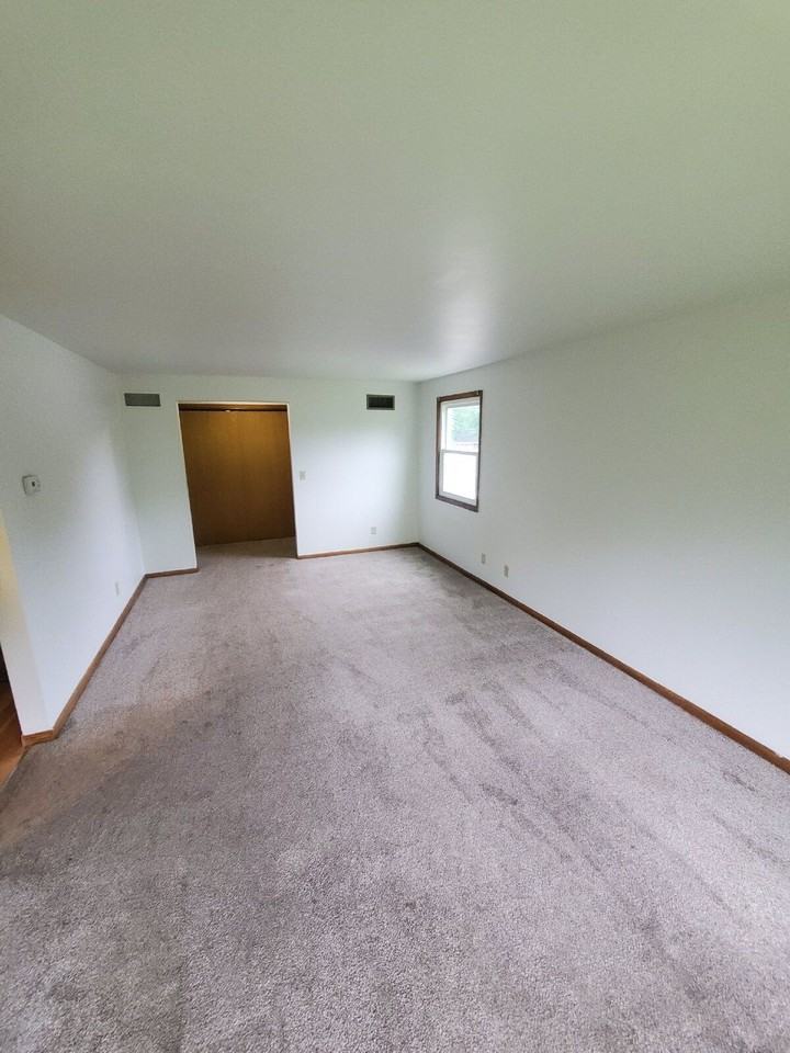 2841 Santa Fe Trl #B - Photo 2 of 8