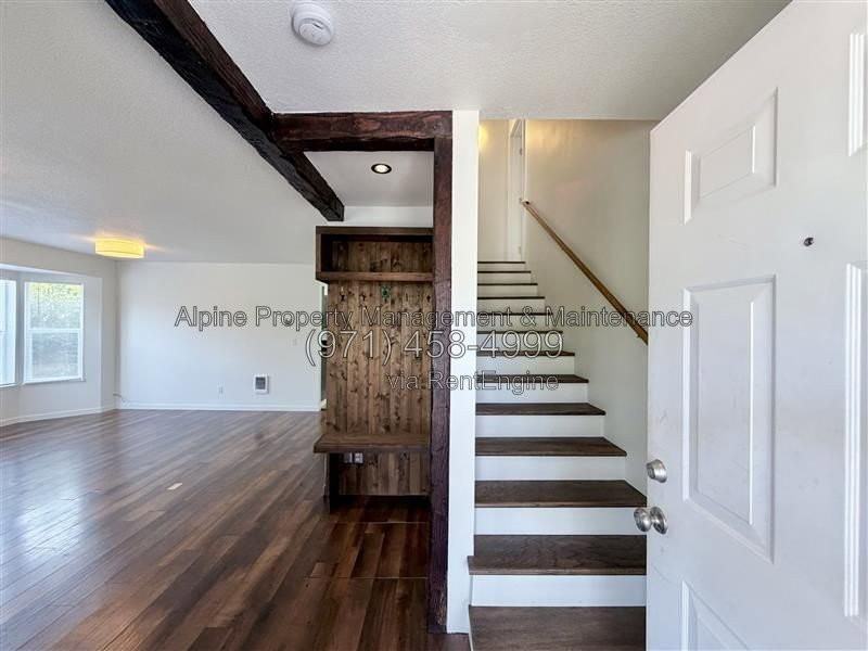 5238 Ne 14th Pl - Photo 2 of 30