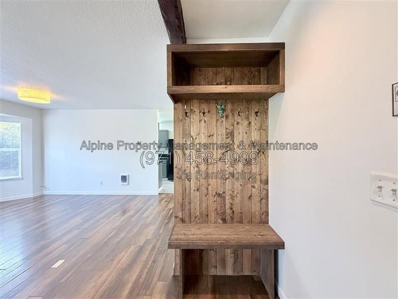 5238 Ne 14th Pl - Photo 3 of 30