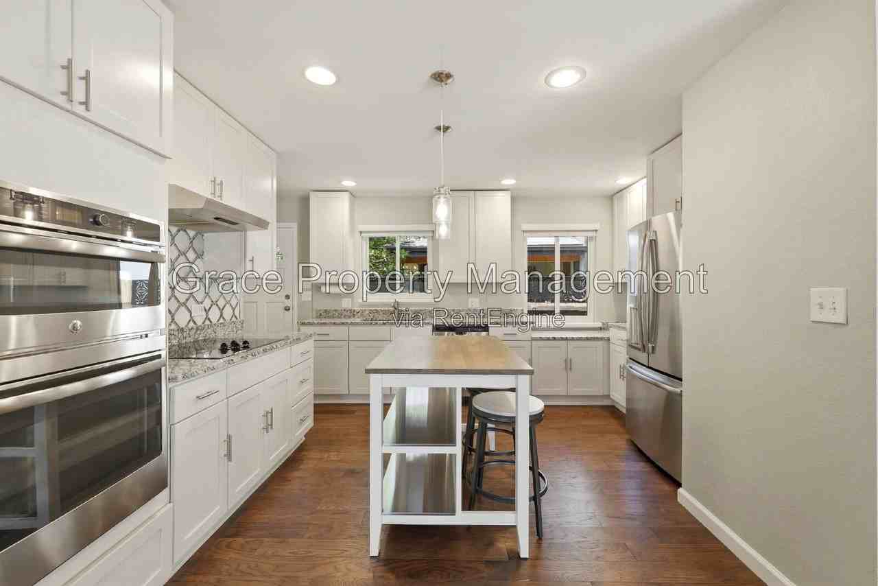 3575 E Vassar Ave - Photo 5 of 26