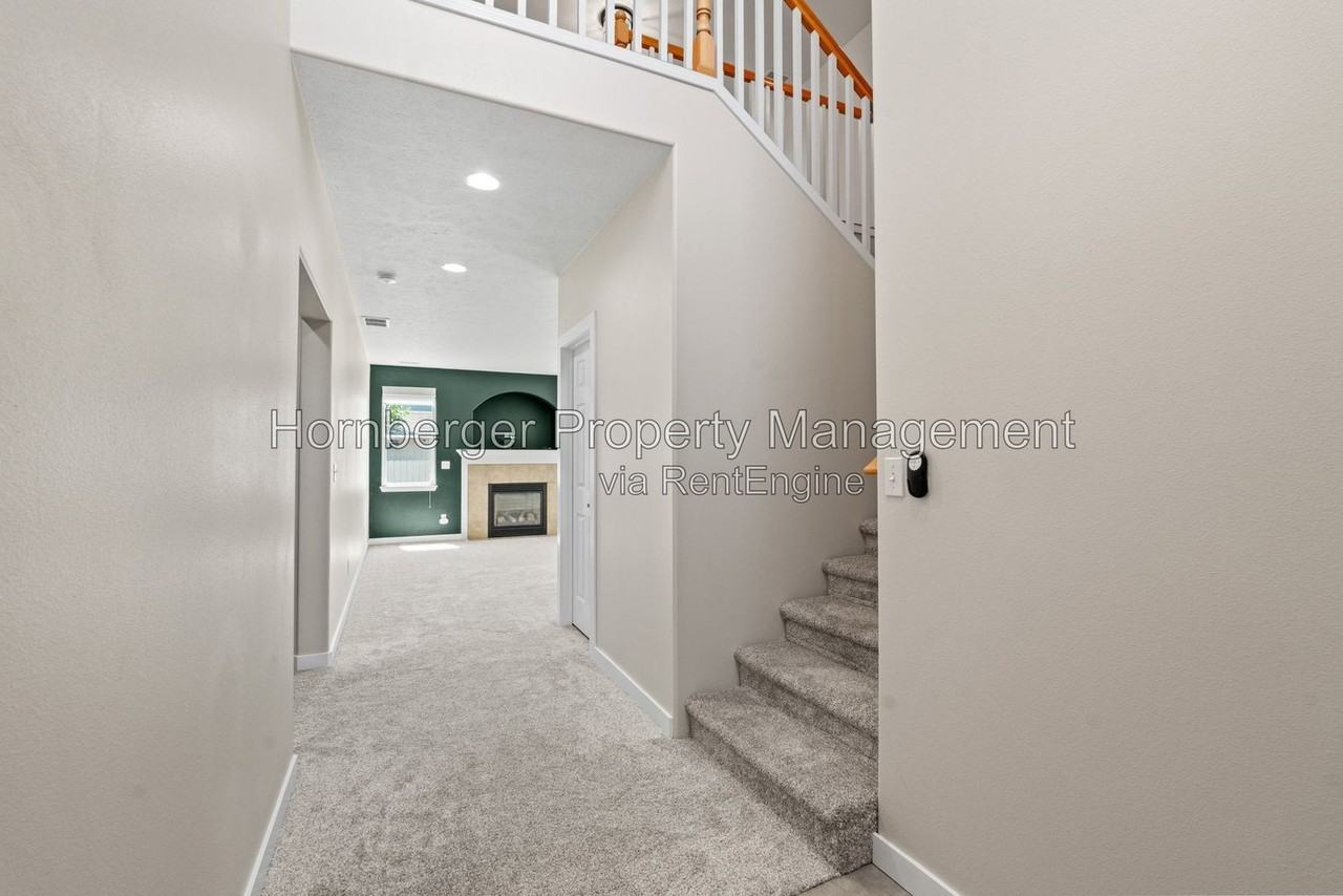 12421 W 4th Ave - Photo 4 of 31