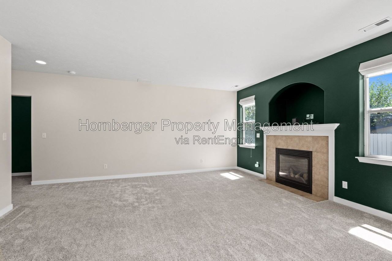 12421 W 4th Ave - Photo 6 of 31