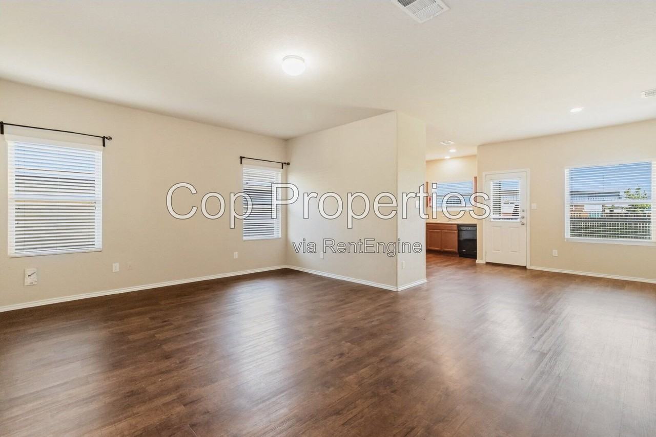 8430 Terlingua Cv - Photo 2 of 40