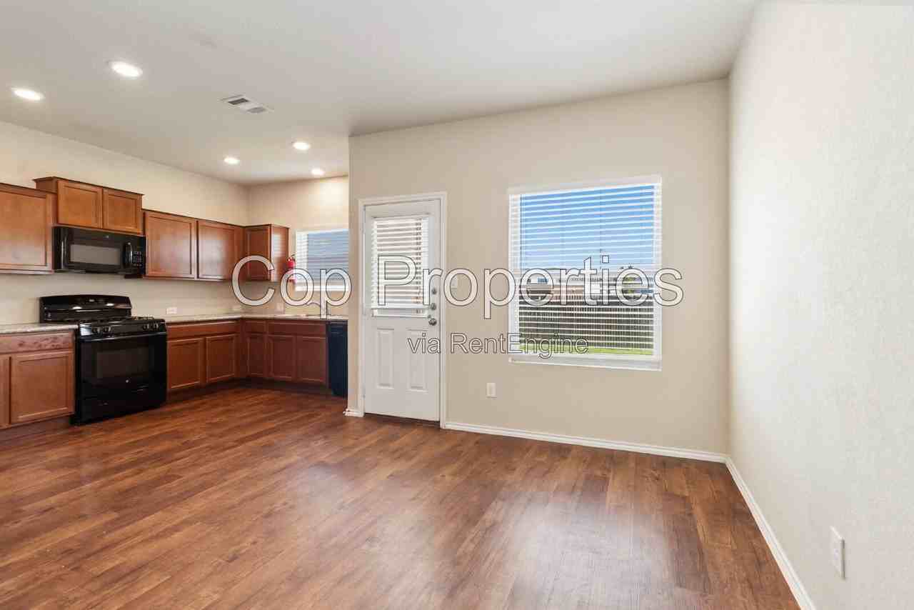 8430 Terlingua Cv - Photo 6 of 40