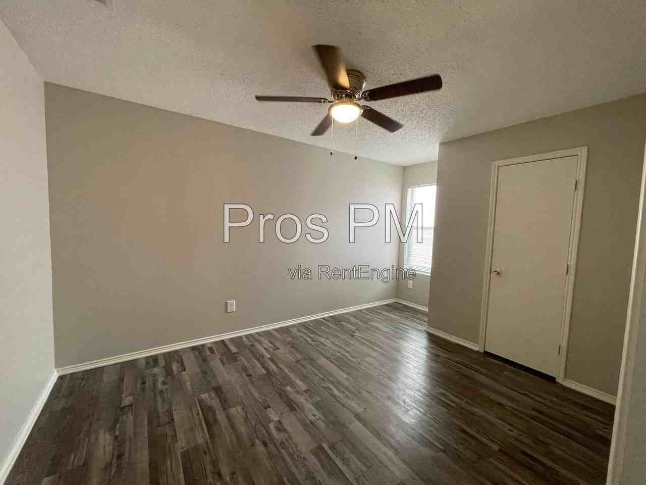 5013 Waterford Dr - Photo 6 of 13