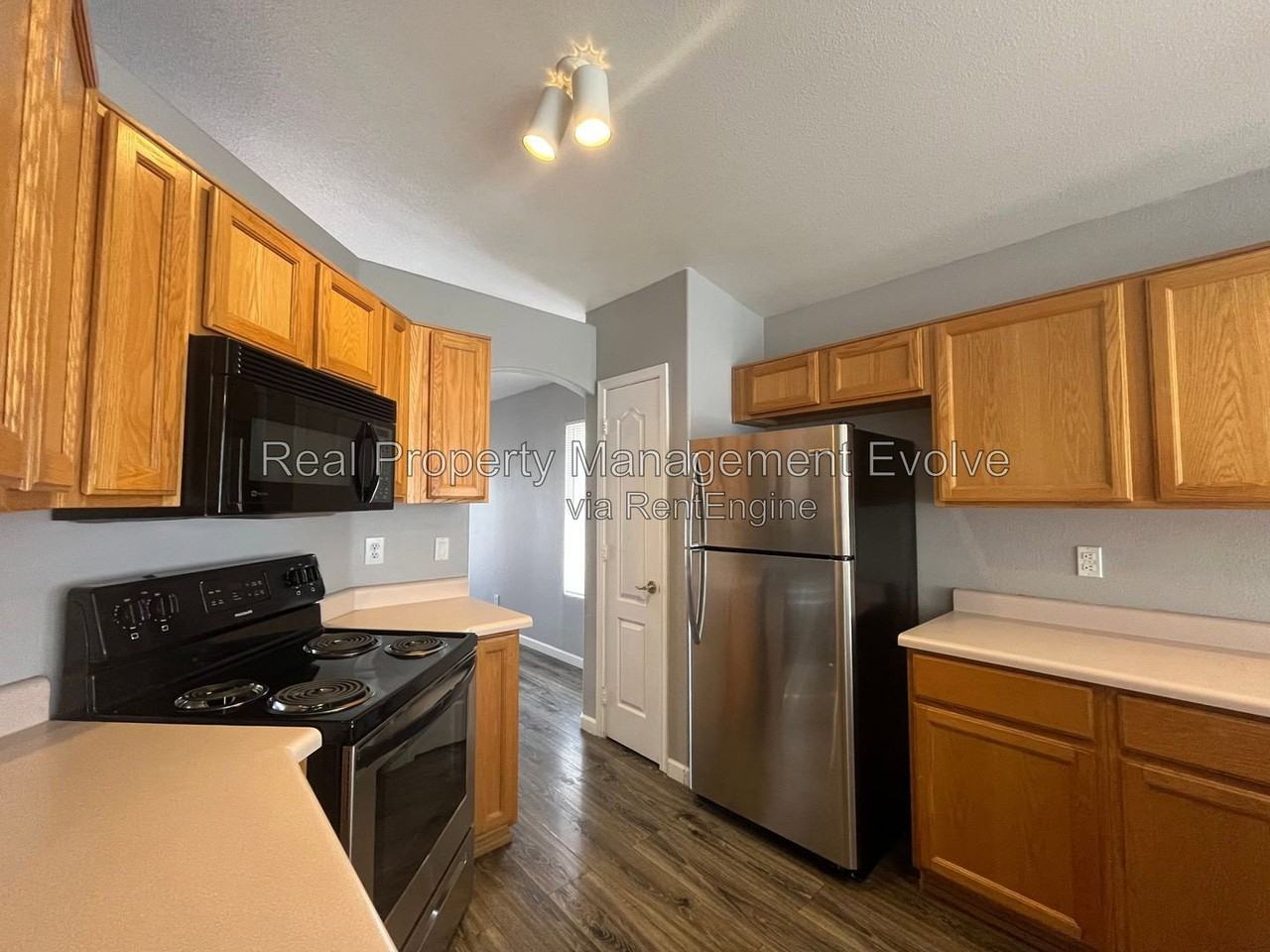 6246 W Blackhawk Dr - Photo 7 of 30