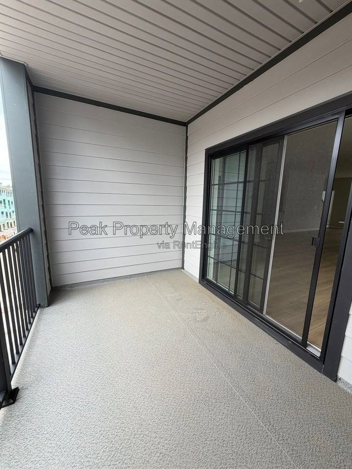 227 Brattice Dr - Photo 7 of 31