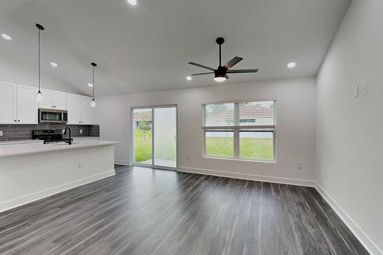 1237 Lasseter St - Photo 4 of 16