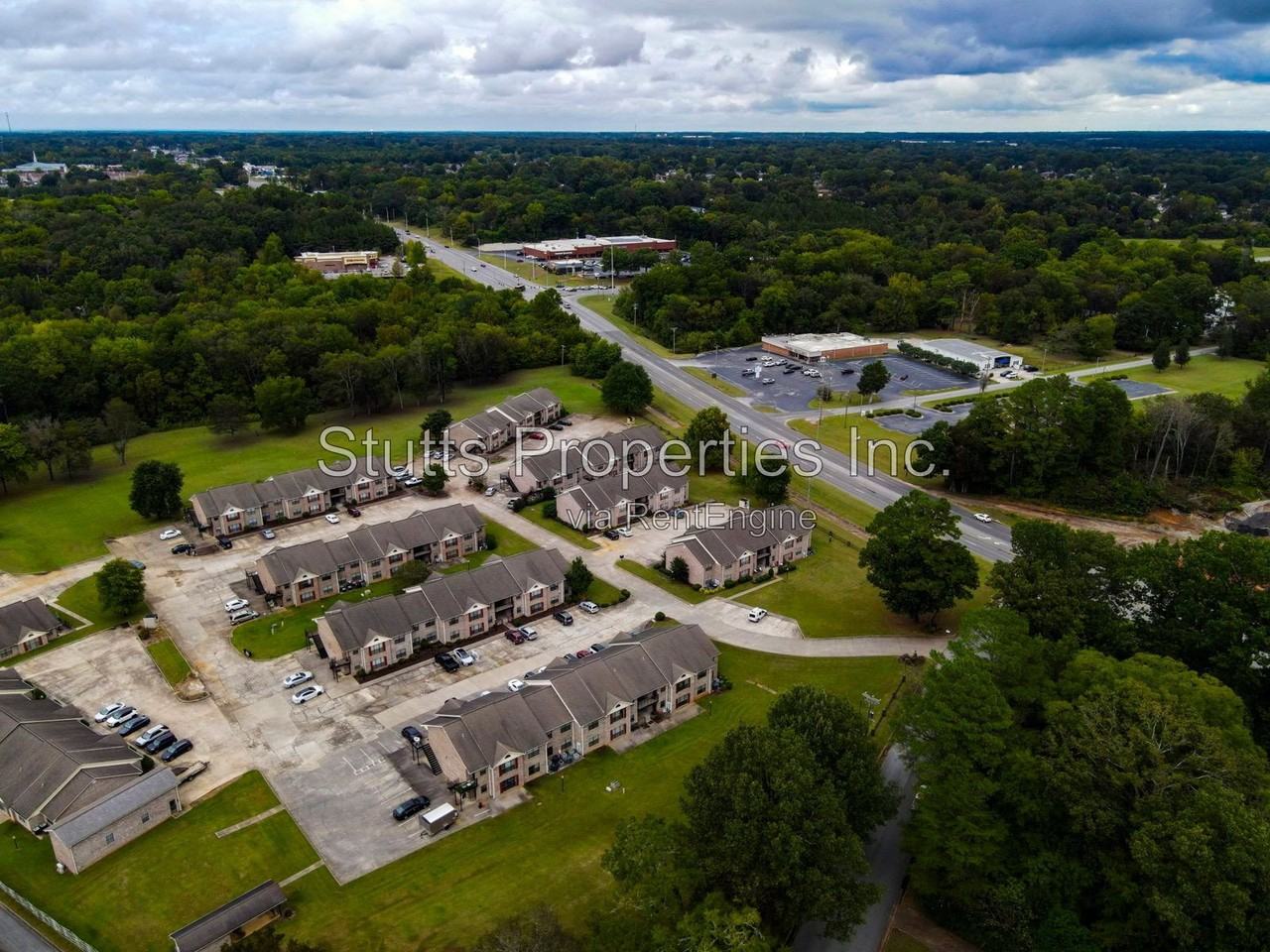2424 Roberts Ln #K94 - Photo 4 of 10