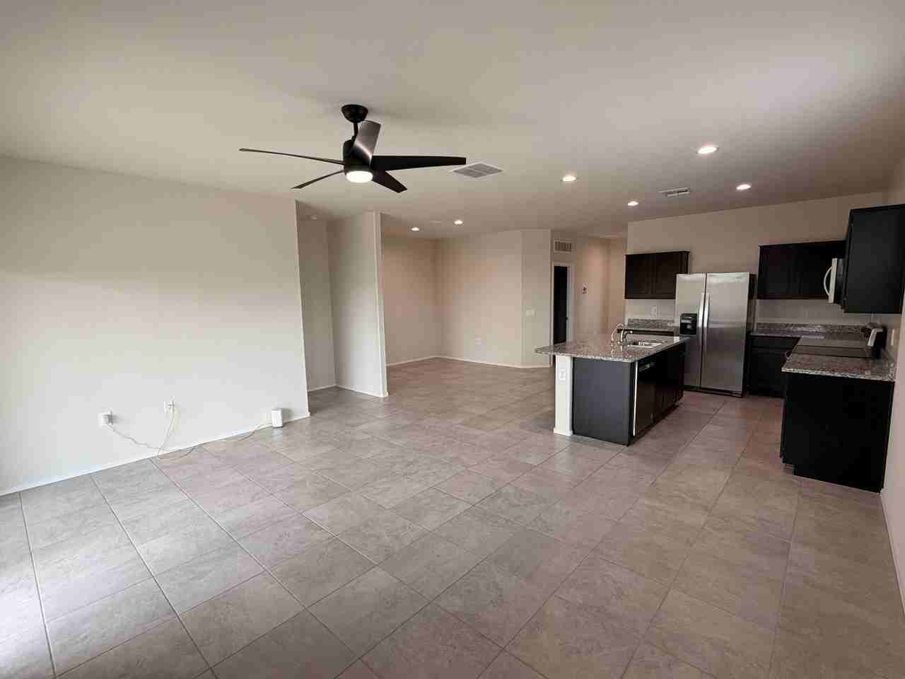 18609 W Bronco Trl - Photo 5 of 27