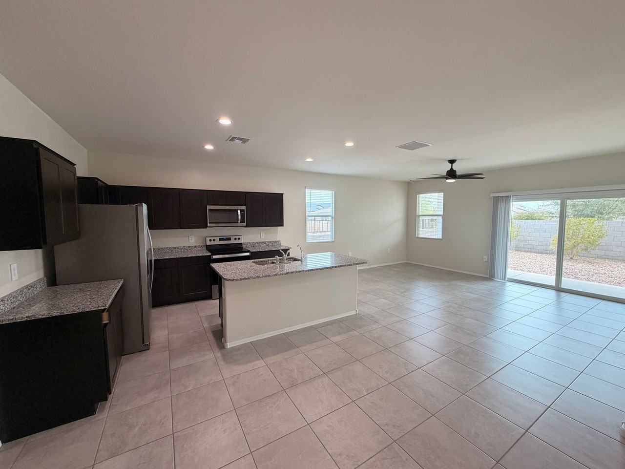 18609 W Bronco Trl - Photo 6 of 27