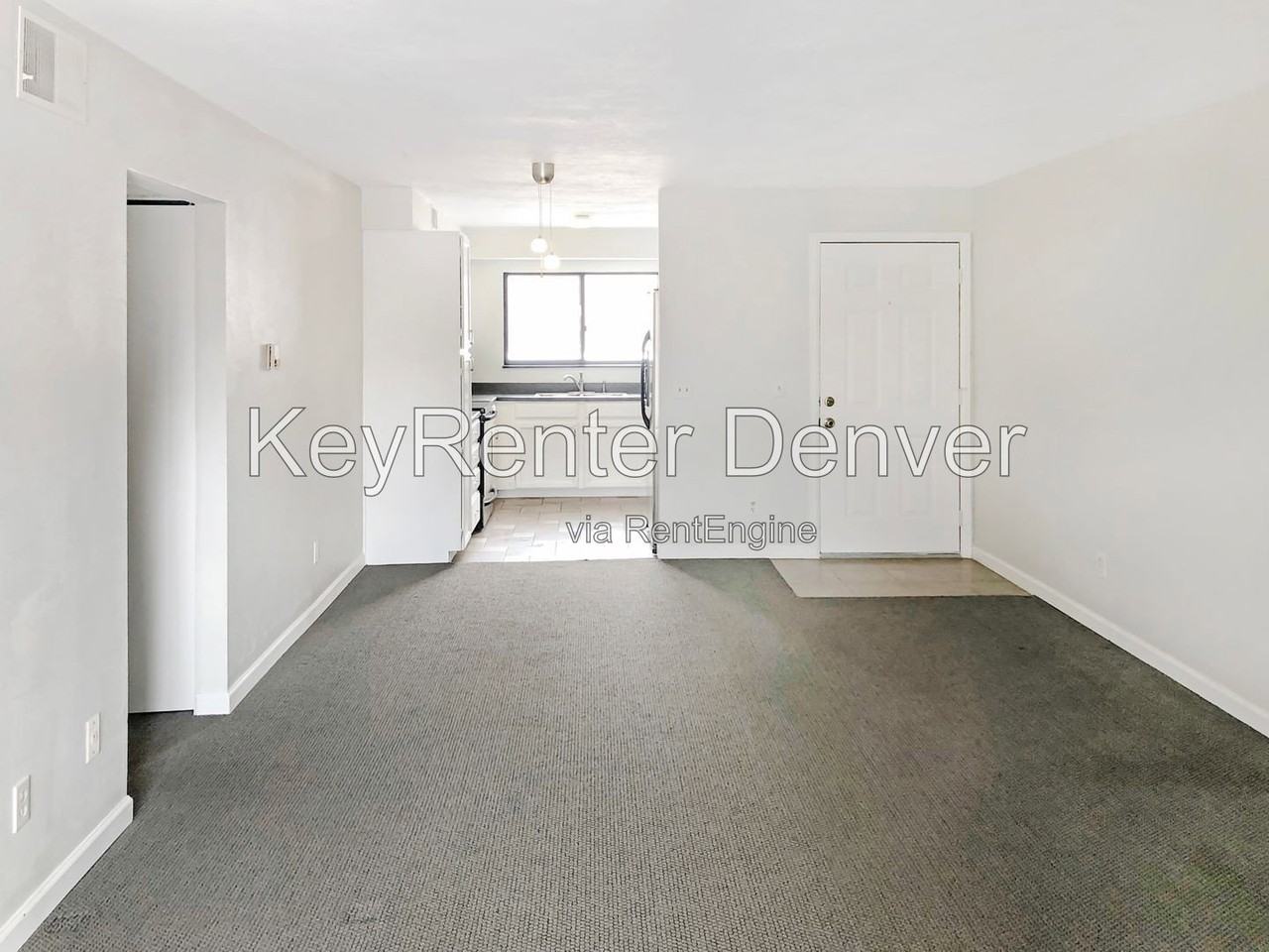 318 Wright St #202 - Photo 3 of 15