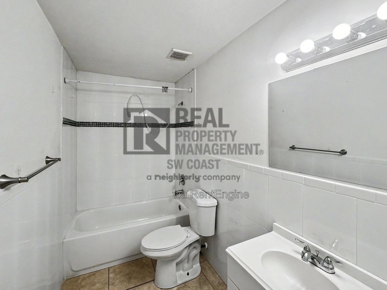 772 Holmes Ave - Photo 5 of 16