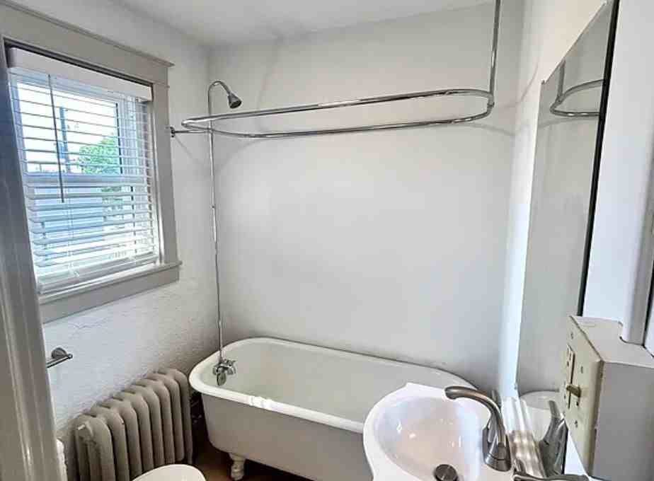40 W James St #7 - Photo 7 of 10