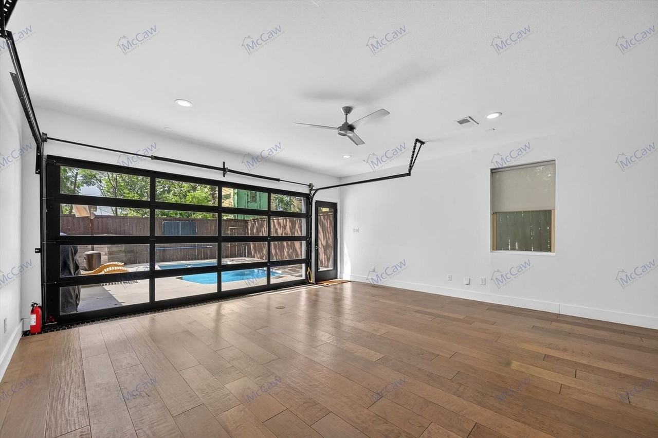 4413 Roseland Ave - Photo 6 of 25