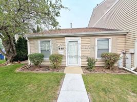 featured image of 440 Lear Ct